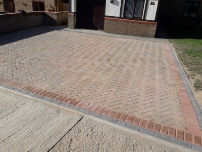 45 Degree Herringbone Pattern on Driveway